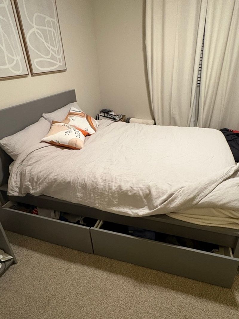 Resident chat image