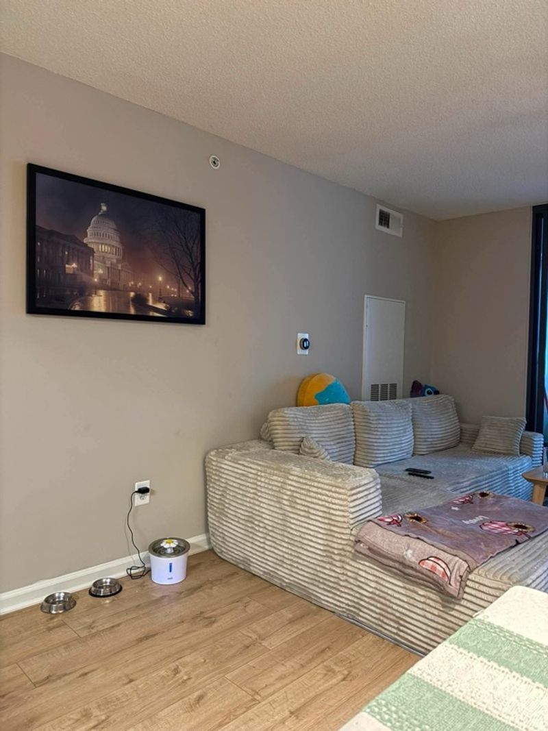 Resident chat image