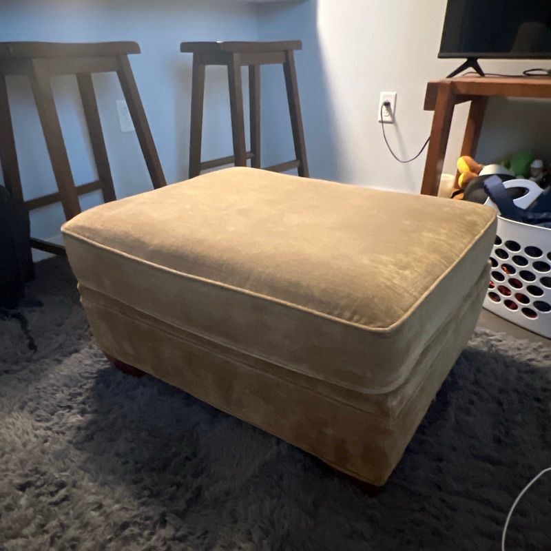 Resident chat image