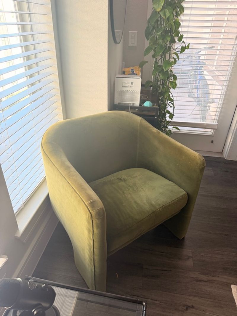 Resident chat image
