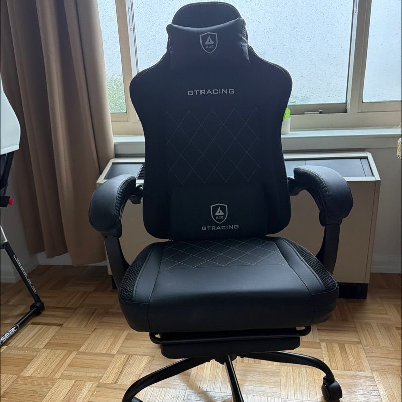 Resident chat image