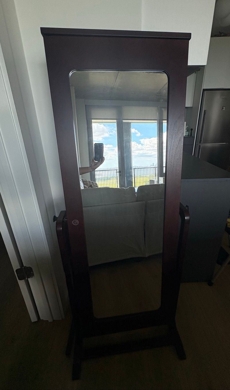 Resident chat image