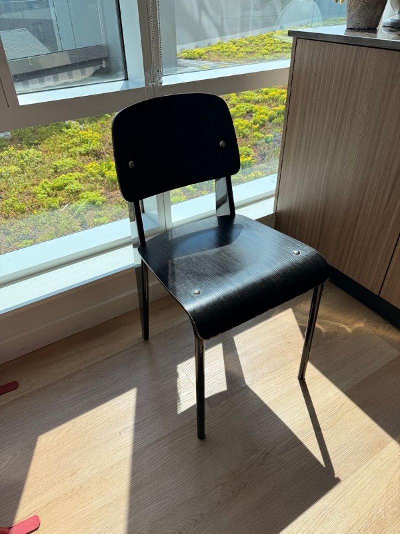 Resident chat image