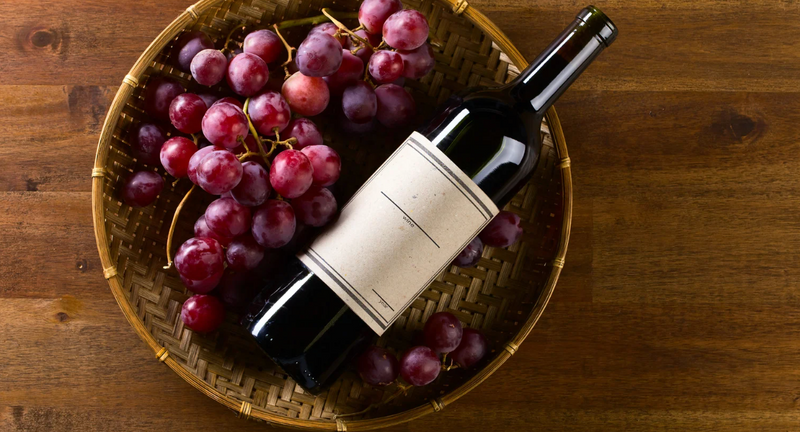 Wine-to-go  — Stop by the front office and pick up a complimentary wine-to-go kit while supplies last. This grab-and-go event is a great way to treat yourself and enjoy a relaxing evening at home. Please express interest - it helps us plan better! Plus, you'll get reminders.